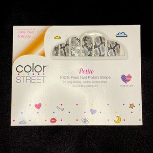 Color Street Petite Nail Strips in Snakeskin Print